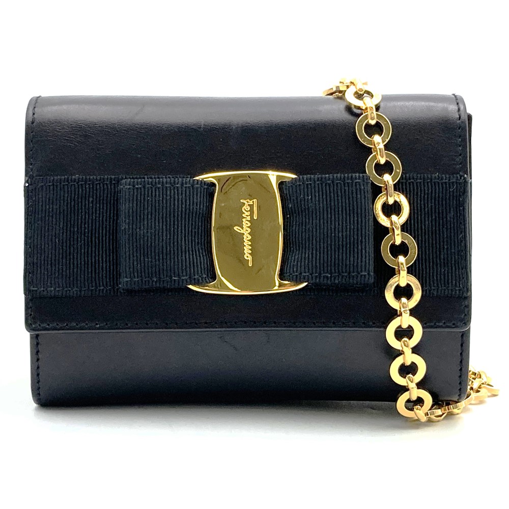 Salvatore Ferragamo フェラガモ AQ213202 ショルダーバッグ ヴァラ チェーン ブラック/ゴールド レザー レディース
