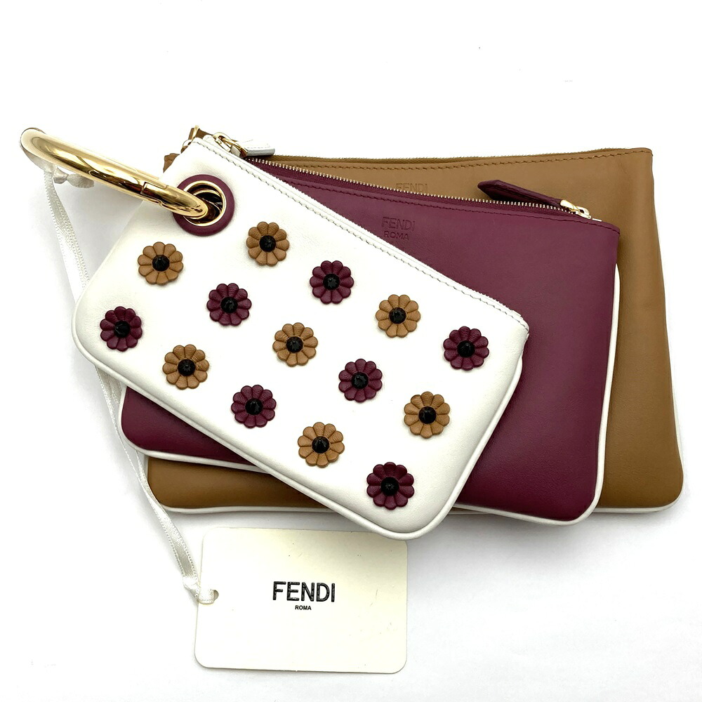 FENDI フェンディ  トリプレット 8BS001A1FS ３連合切袋 クラッチペダル御徒面子 なめし革 御花 白いこと/赤いこと/赤銅色 レディース【中古】