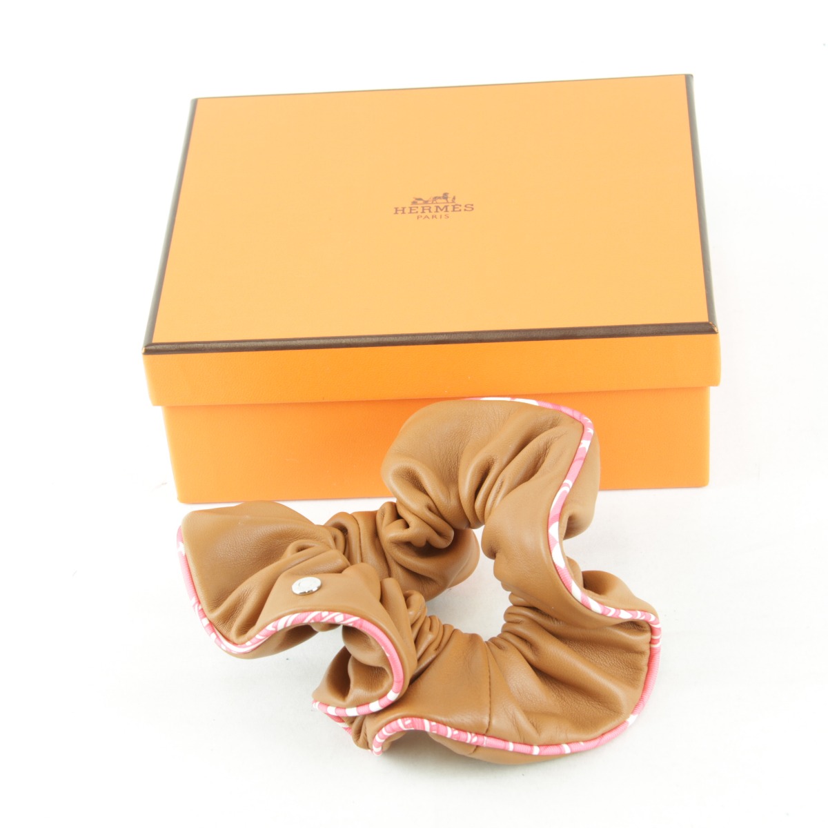 【美品】Hermès シュシュ HERMES エルメス シュシュ クラウディア CHOUCHOU CLAUDIA