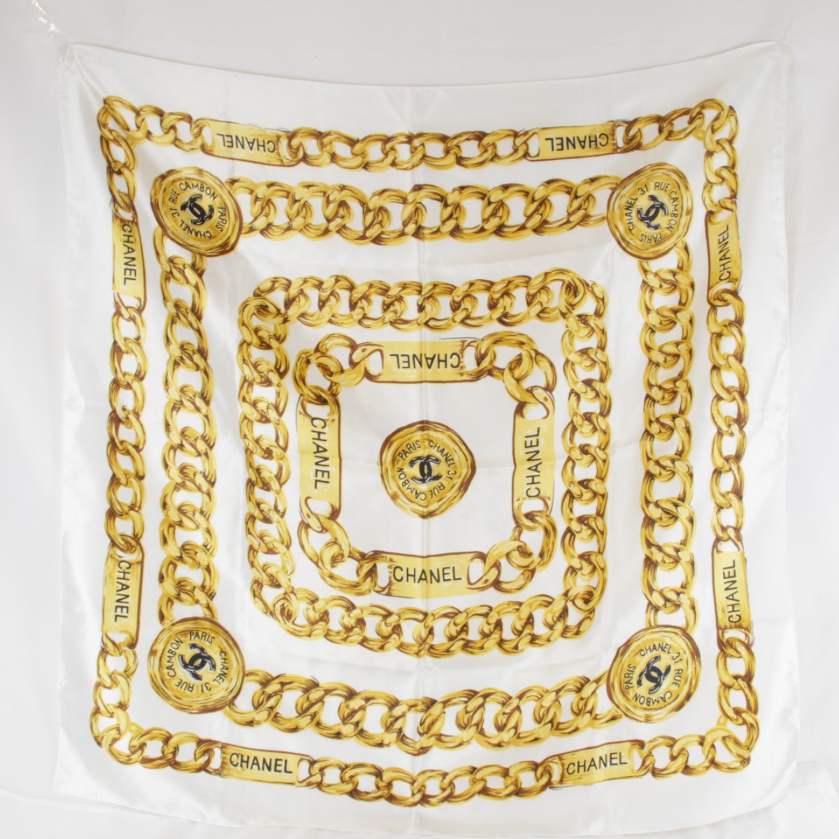 【良品】【シャネル】チェーン柄 ココマーク 大判 スカーフ シルク100 黒 CHANEL シャネル スカーフ 大判スカーフ ココマーク チェーン