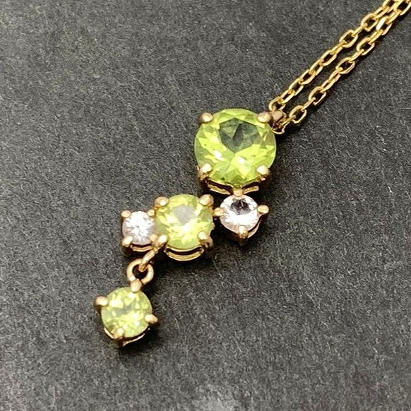K10YG ペリドット ゆれる ネックレス 40cm アクセサリー 8月誕生石 平和 幸福 絆 夫婦愛 ジュエリー 【中古】
