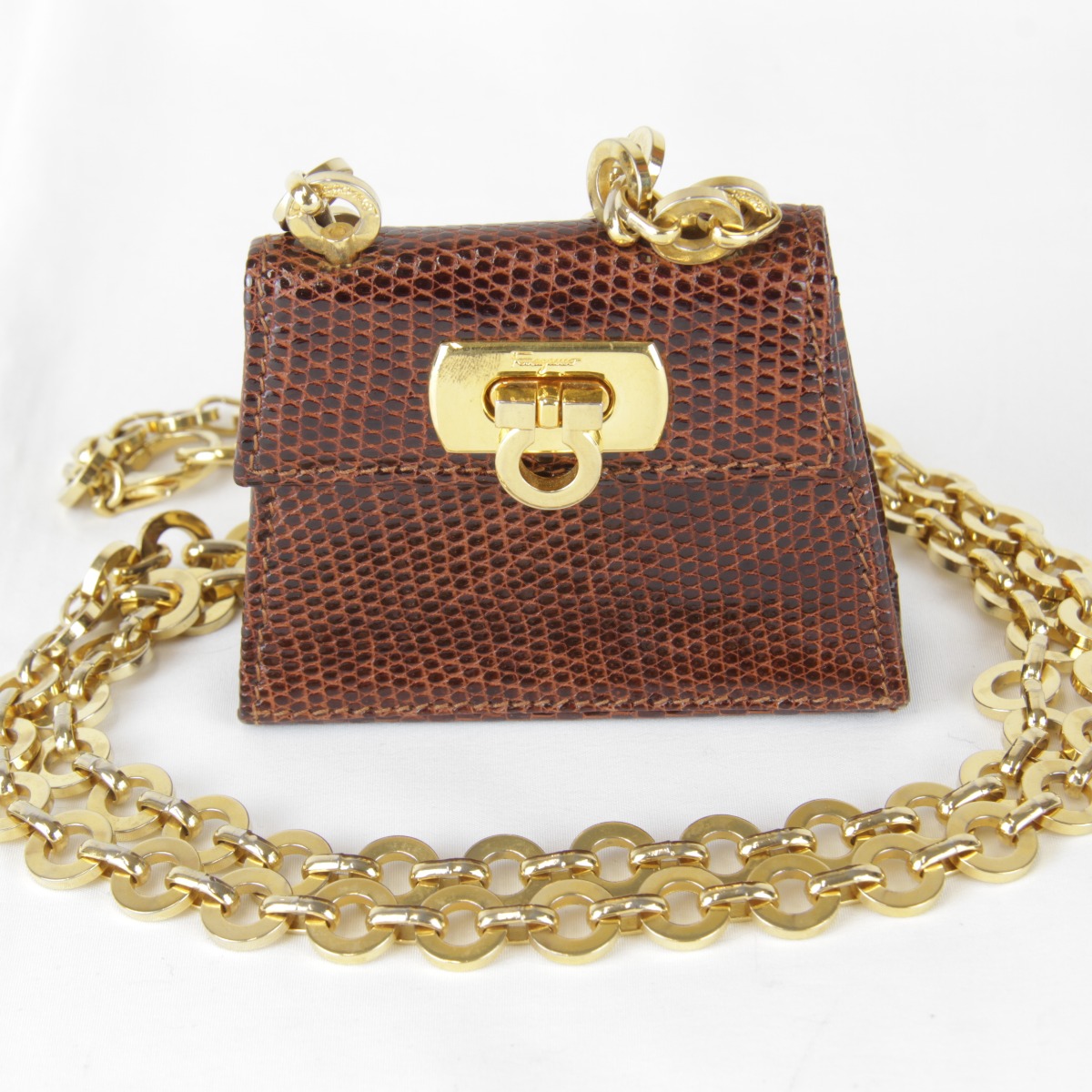 『USED』 Salvatore Ferragamo【フェラガモ】 212727 ガンチーニ チェーン マイクロミニバッグ その他バッグ ブラウン リザード レディース