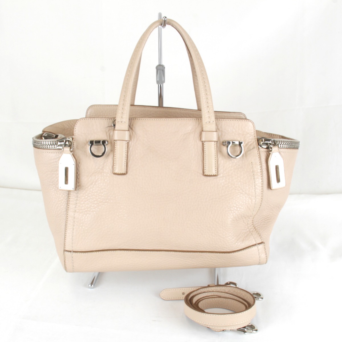 【お買い物マラソン限定5%OFF】クーポン対象 良品『USED』 Salvatore Ferragamo フェラガモ ハンドバッグ レザー ピンク レディース【中古】 セール|Brand Shop Ring