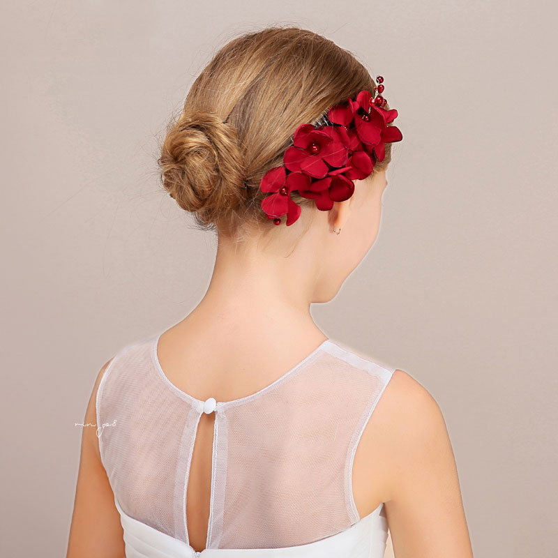ウェデイング ヘッドドレス ブライダル 髪飾り 七五三 発表会 ヘアコーム 花 コーム 二次会 パーティー 結婚式 ドレスも和服にもよく似合う 髪飾り コーム 付き 造花 花 フラワー レッド 赤 ワインレッド 布花 舞台 ティアラ 成人式 入学式 卒業式 コンクール