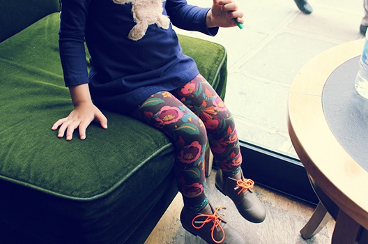 コラボ【abilletage × xxxHOLiC】バタフライシルエットタイツ xxxHOLiC コラボ商品を発売します♪ | abilletage 原宿店 blog