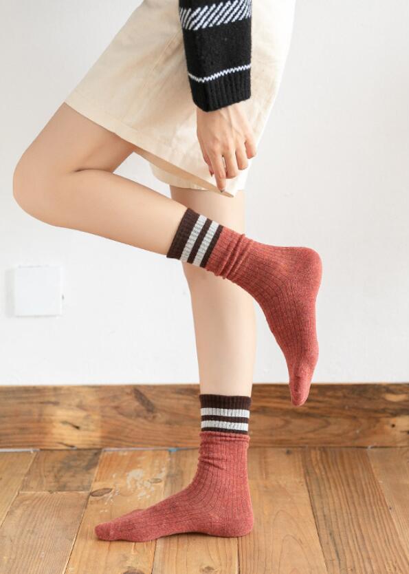 楽天市場 レディース ボーダー ソックス オシャレ クルーソックス 10カラーからお選べられる 3足組で1100円 ライン 靴下 23 25cm クルー丈 ソックス 女性 婦人 ソックス くつした アースカラー 写真映え Ririコレクション