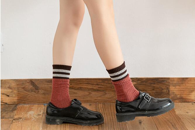 楽天市場 レディース ボーダー ソックス オシャレ クルーソックス 10カラーからお選べられる 3足組で1100円 ライン 靴下 23 25cm クルー丈 ソックス 女性 婦人 ソックス くつした アースカラー 写真映え Ririコレクション