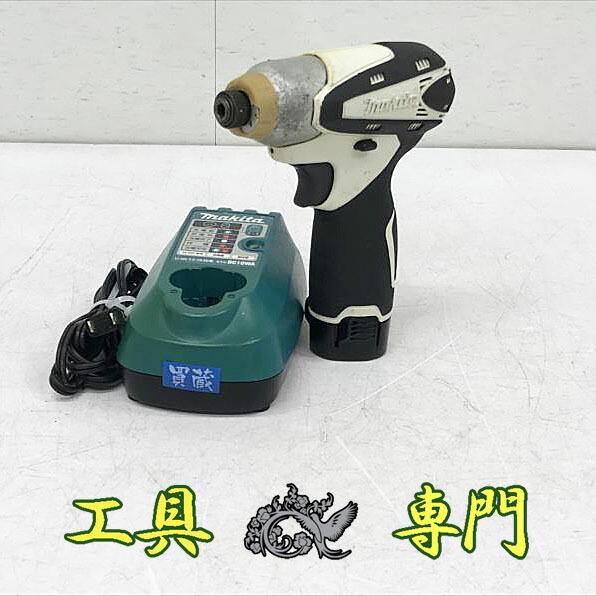 S4548 貨物輸送無料！大売り出し！検査と修理済！【中古品】10.8V差しひびき１番ウッド マキタ TD090D  申し受ける手道具 締付【中古】
