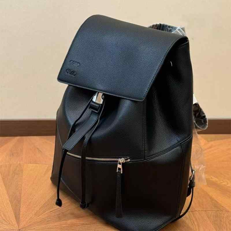 バックパック 牛革 ライチ紋 切り替え ドローコード バックル ビジネス カジュアル リュックサック 通勤用 普段使い 軽量 肩掛け
