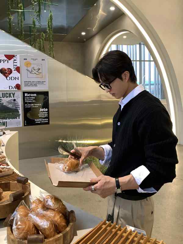 メンズ 編み物 ジレー 春 韓国 有線テレビ編み 御前上等感 心地好い プルオーバー トップス 普段使い走り 軽さ 伸縮性 吸湿速乾 綿混 原料品 メンズファッション-ニット・セーター