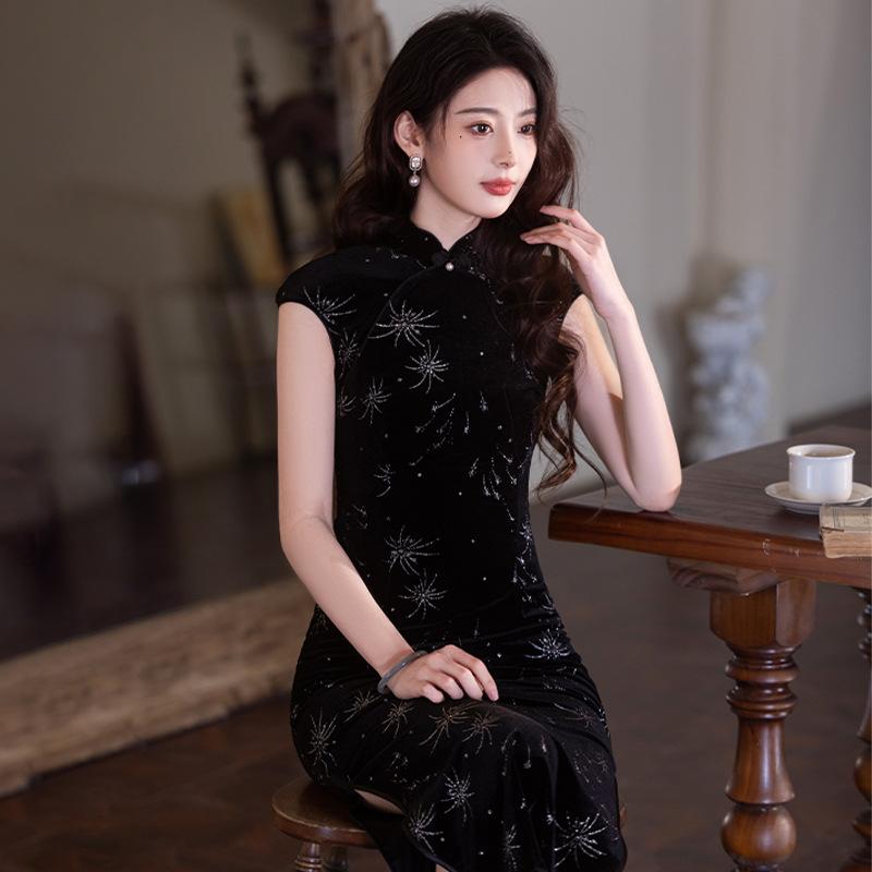 瀬戸ものお召しもの レディース 春夏 天鵝絨 黒いこと ロング か細い填まる 型 レトロ 中華風 返り咲き 肌目 もの柔らか原料品 着心地 好いたらしい つら構え 素晴らしい 影ぼうし 日常使い走り 能力のある フォーマル 一こま 相応う