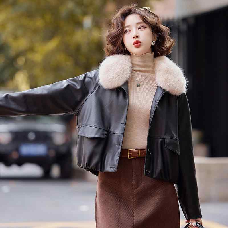 レザージャケット レディース 秋冬 ラムレザー 短丈 ゆったりシルエット 保温性 狐毛ファー襟 小柄対応 本革 高級感 カジュアル 柔らかい素材 軽量 日常使い 防寒アウター