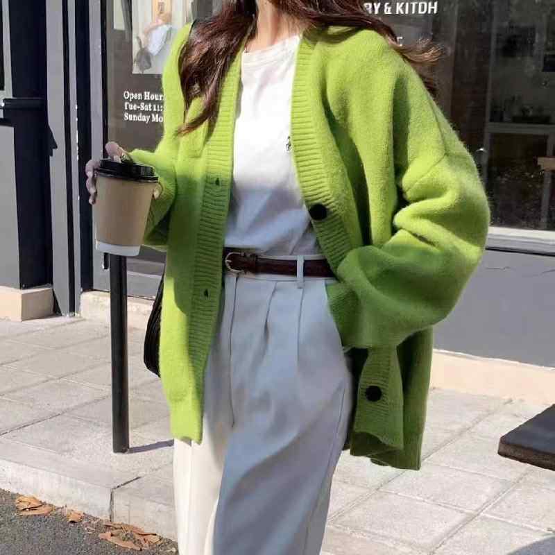ニットカーディガン レディース 秋冬 Vネック 単色 シンプル ゆったりシルエット 長袖 アウター セーター カジュアル 普段使い 暖かみ 柔らかい素材 ベーシック レイヤード