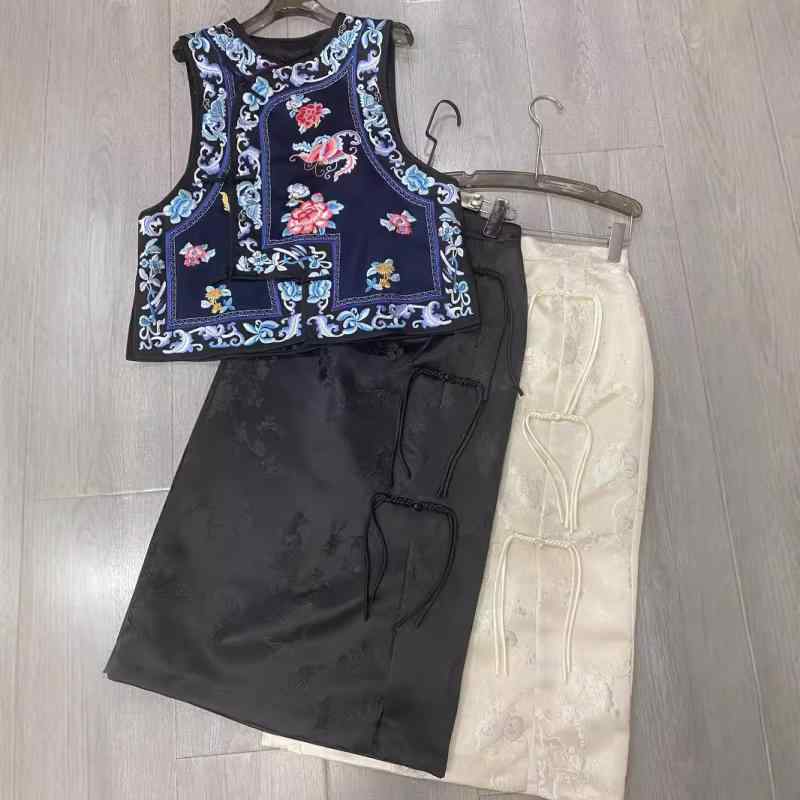 レディース スコート 中華風 梅花柄 織錦 繻子 タッセル ジャカード midi丈 夏用 エスニック 女子らしい 軽さ 光輝 膝下 太陽面爆発 影ぼうし 吸湿速乾