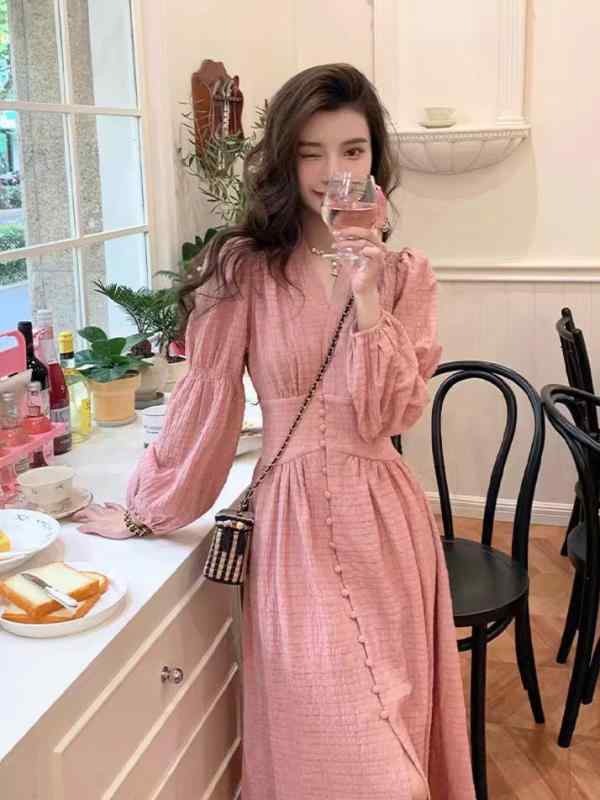 ワンピース レディース 大きいサイズ プラスサイズ Vネック パフスリーブ 体型カバー ゆったり フレアスカート ミドル丈 スリムシルエット エレガント 女性らしい 普段使い｜日用雑貨　RISE店