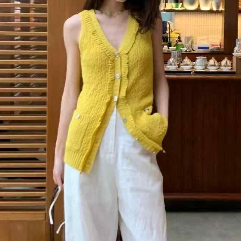 トップス レディース Vネック 花柄 レース ノースリーブ ニット ベスト 春夏 接触冷感 軽量 おしゃれ かわいい きれいめ 上品 エレガント 大人女子 通勤用 普段使い お出かけ デート 部屋着 体型カバー 大きいサイズ ゆったり 細見え お腹周り ｜日用雑貨　RISE店