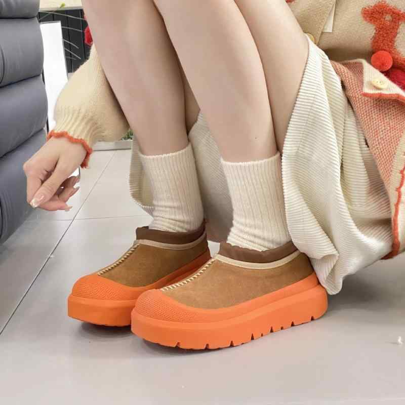 坦々たるシューズ レディース 心地好い 好いたらしい ラウンドトゥ スエードクロス調 秋冬 普段使い走り 通い用 今めかしい 愛くるしげ 撥水産業 気疲れ和らげる パステル色の 履き分かりやすい 歩き分かりやすい 疲れにくい 気持ち良い 普段使い走り ほっつき歩く用 軽さ 好いたらしい 身のこなし受け支える 釣り合い感 上滑りに