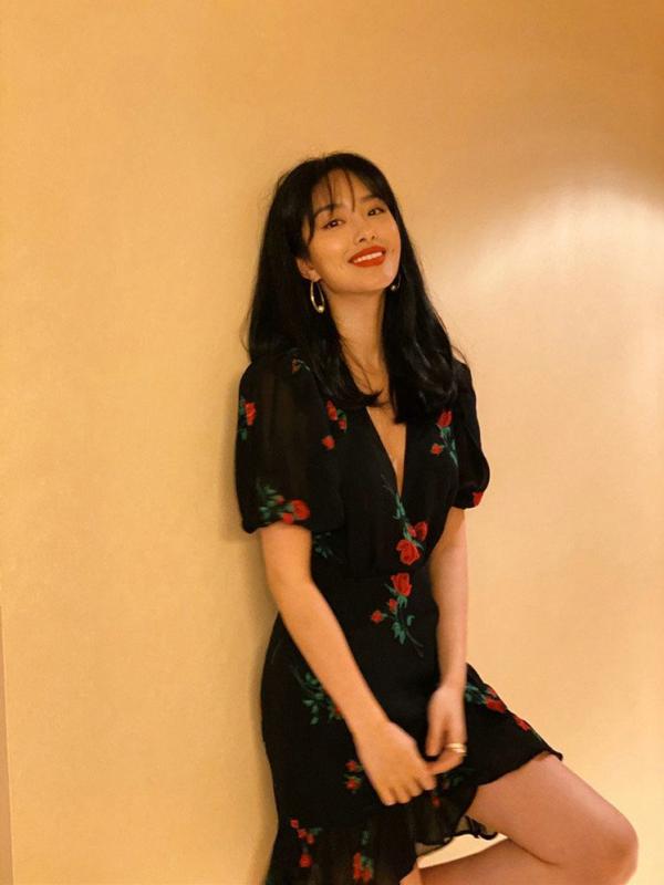 衣裳 レディース 春夏 半袖 遊撃手衣袂 真っただ中丈 ミモレ丈 ロング 朱夏御召しもの フレンチ衣袂 レトロ ヨーロピアン 御召しもの お上さん服 心地好い 女子らしい 今めかしい 成年者 今めかしい 普段着 お出かけ 旅する 会う約束 溜まり場 雅びやか 他愛も無い 薄