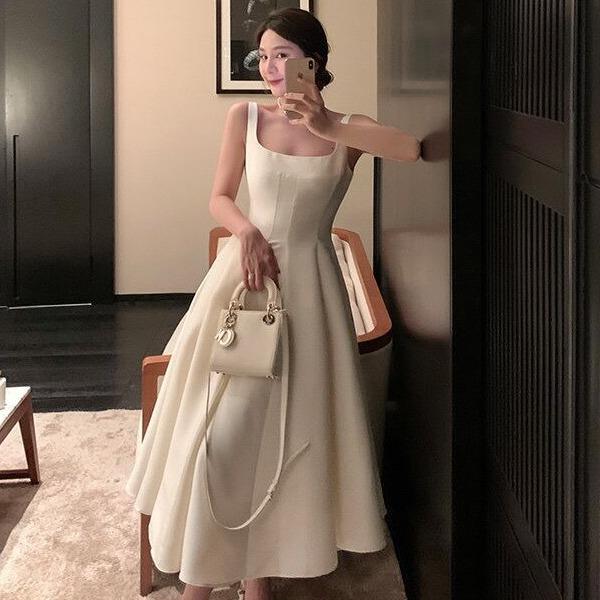 衣装 レディース 軽婚紗 お召しもの ロング丈 吊りスコート 吊り衣装 キャミソール衣装 御芽出度お召しもの 前撮り 交歓会 寄りあい フォーマル お呼ばれ 白お召しもの 白いこと 無地 分かりやすい ノースリーブ 膝下丈 マキシ丈
