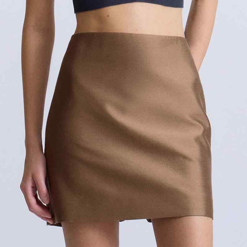 スカートパンツ レディース ハーフパンツ キュロット シルク 絹 100% ボトムス ズボン キュロットスカート ひざ丈 ミディアム丈 高級感 上品 軽量 軽い 薄手 涼しい 無地 普段使い カジュアル オフィス フォーマル 通勤 通学 通年 おしゃれ |日用雑貨 RISE店