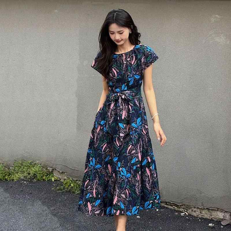 ワンピース レディース 春夏 半袖 ひざ丈 丸首 膝丈 スリムフィット タイト シルエット ウエストリボン リボン 花柄 総柄 プリント 華やか エレガント きれいめ フェミニン お呼ばれ デート 通勤 通学 普段使い 女子会 オフィス デイリーユー|日用雑貨 RISE店