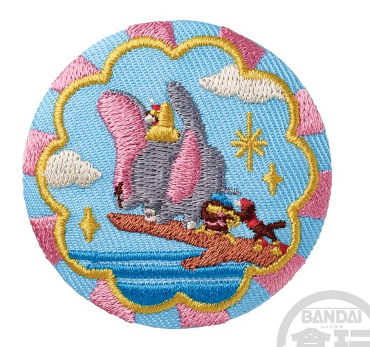 Disney Characters 刺繍缶バッジビスケット(再販）3．ダンボ （刺繍缶バッジのみ発送） ギフト プレゼント キャラクター グッズ画像