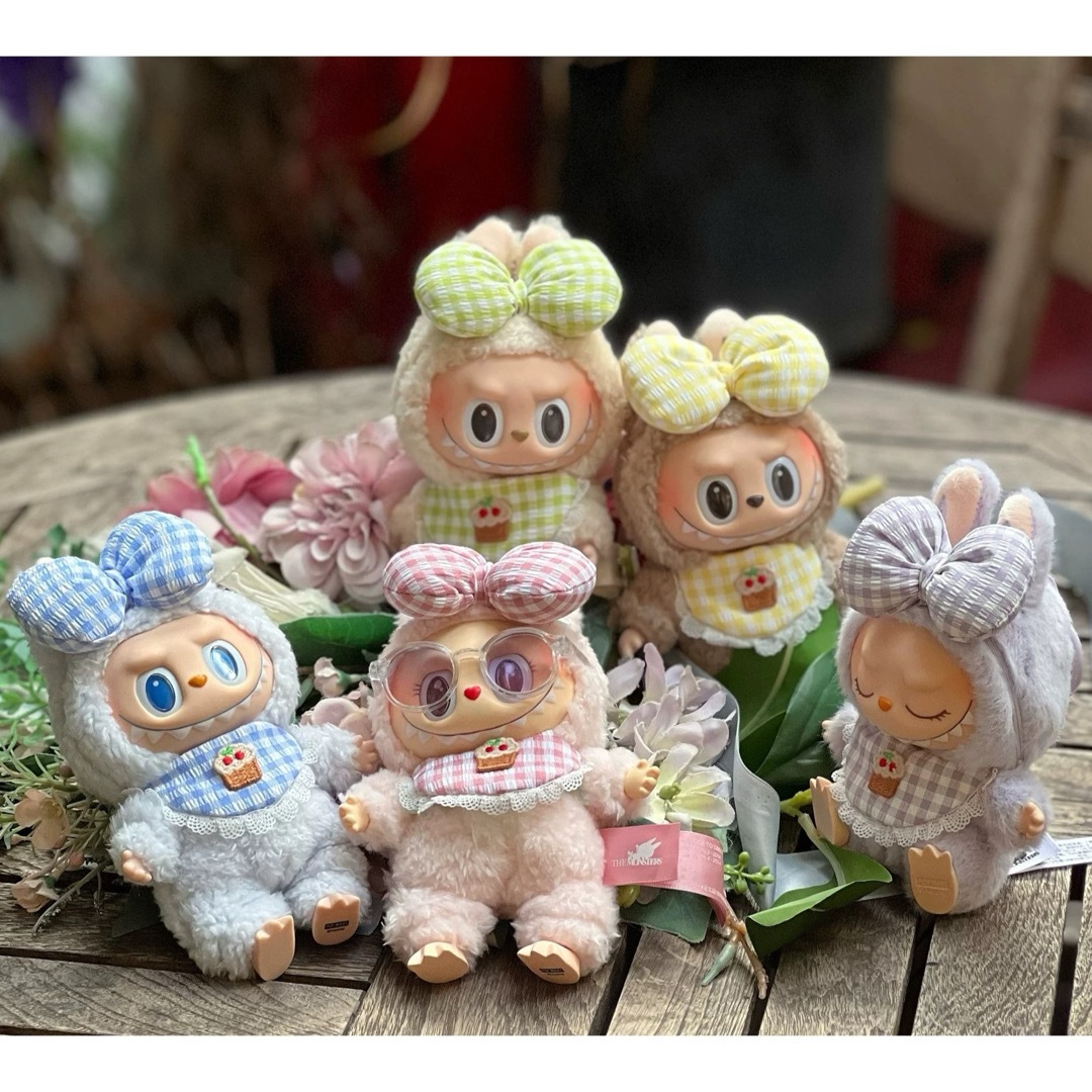 ラブブ ぬいぐるみ 二個セット ラブブ ぬいぐるみ セット - メルカリ
