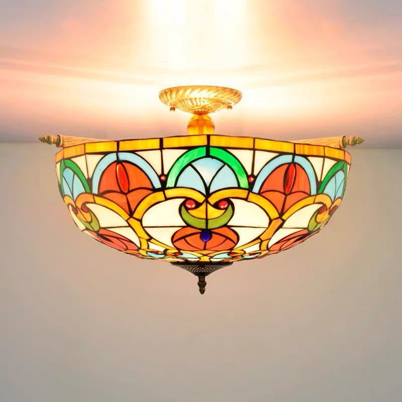豪奢な ガラス工芸品 リタホーム ペンダントライト豪華天井照明ステンドグラスランプ アート 美術品 骨董品 民芸品 ステンドグラス ステンドグラス ステンドグラス 店 生活をカラフル オシャレに ステンドグラス