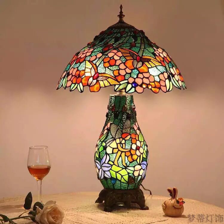 鳥形ステンドグラスランプ 卓上スタンド ．豪華テーブルランプ 卓上照明 楽天市場】A038034ステンドグラスランプ 鶏 卓上スタンド ．豪華