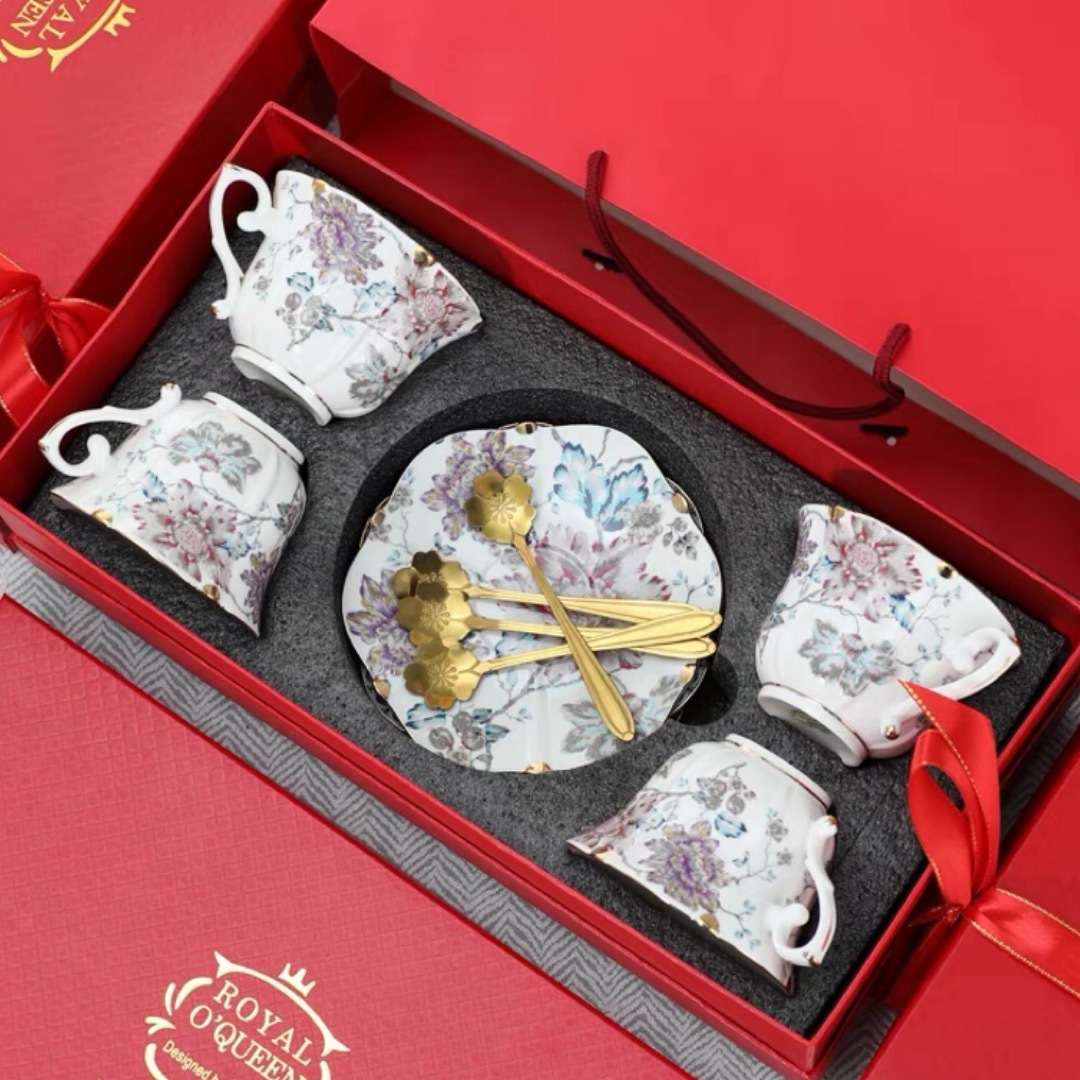 A033268花柄ティー・コーヒーカップセット カップ＆ソーサー4客セット 陶磁器ティーセット｜リタハウス　店
