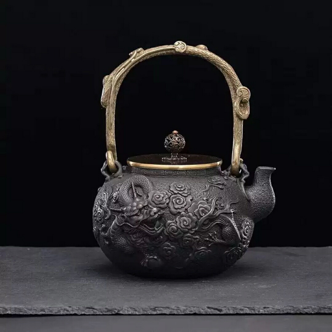 A064971鋳鉄製鉄瓶 急須鉄瓶 手作り 老鉄瓶 やかんを沸かす 提梁鉄瓶 お茶の道具|リタハウス 店