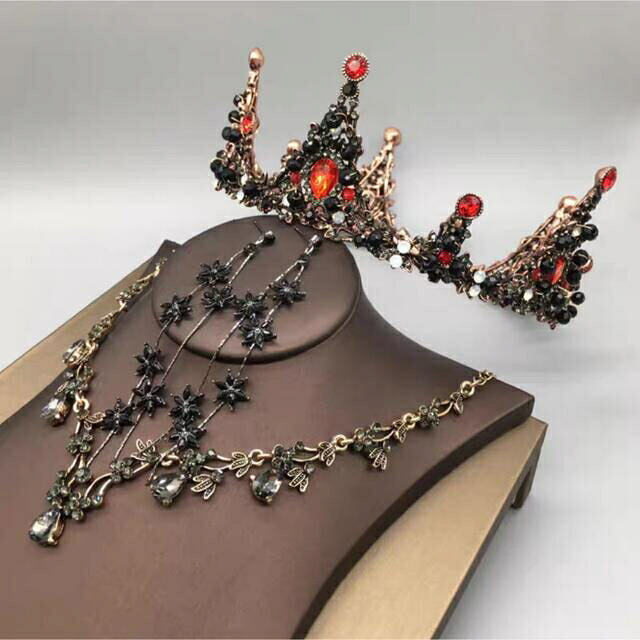 A058081ウェディング 花嫁3点セット .アクセサリー ティアラ+イヤリング+ネックレス|リタハウス 店