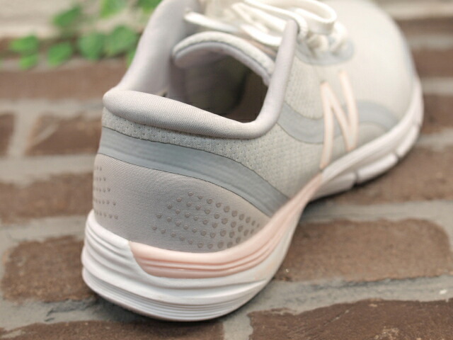 new balance 711 beige