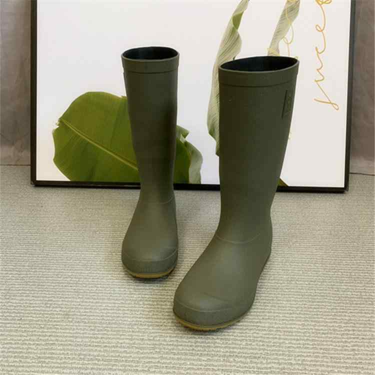 雨靴 ユニセックス ハイカット ゆったり 滑り止め オールシーズン対応 ゴム素材 大きめサイズ カップルペア レインシューズ アウトドア 防水 軽量 伸縮性 通勤用 普段使い