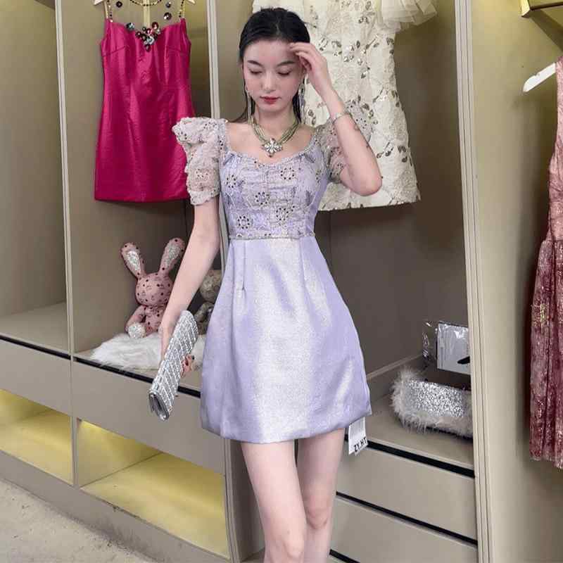 ワンピース レディース 夏 かわいい 爽やか Aライン 収腰 宮廷風 上品 梨型体型対応 軽やか フェミニン シルエット ボトムス隠し ガーリー スタイル