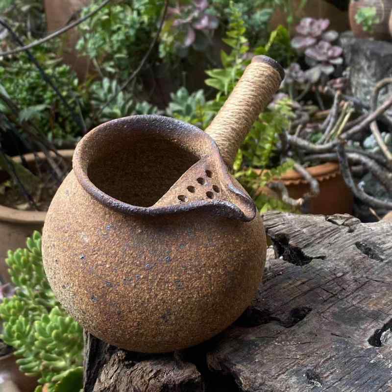 茶壺 粗陶 薪焼き 養生壺 ミルクティー用 土陶 煮出し 自然灰釉 陶器 機能性 日常使い