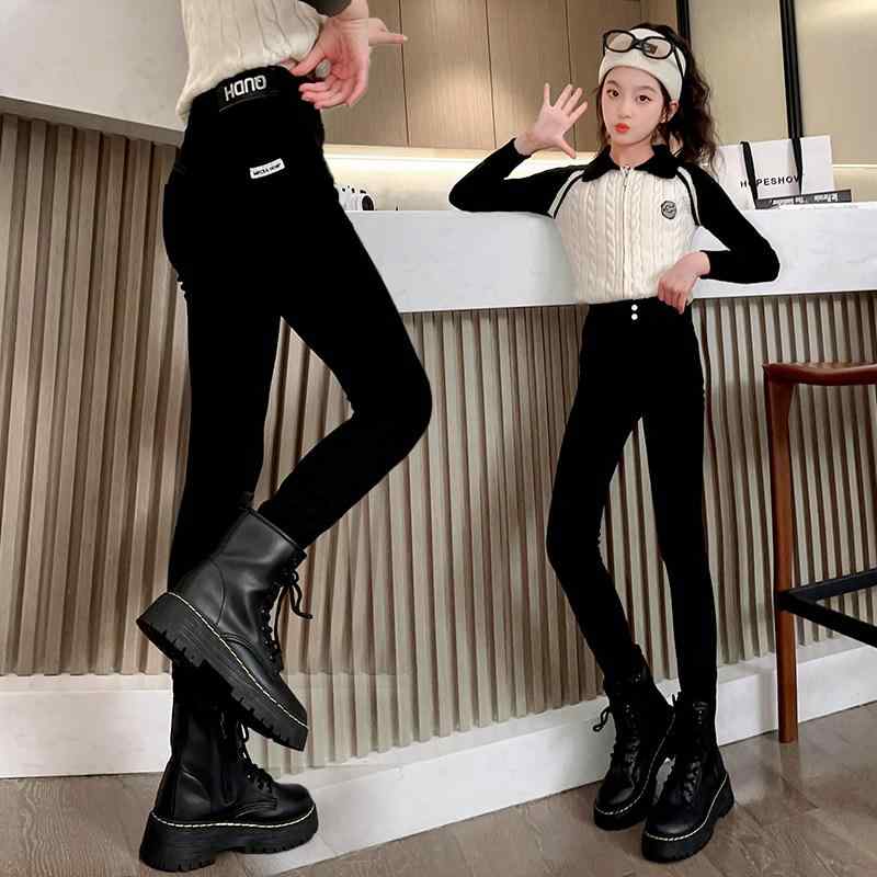 レギンス 女児 秋冬 黒 ストレッチ 暖か 一体フリース タイトフィット ペンシルシルエット 伸縮性 室内着 普段使い 柔らかい素材
