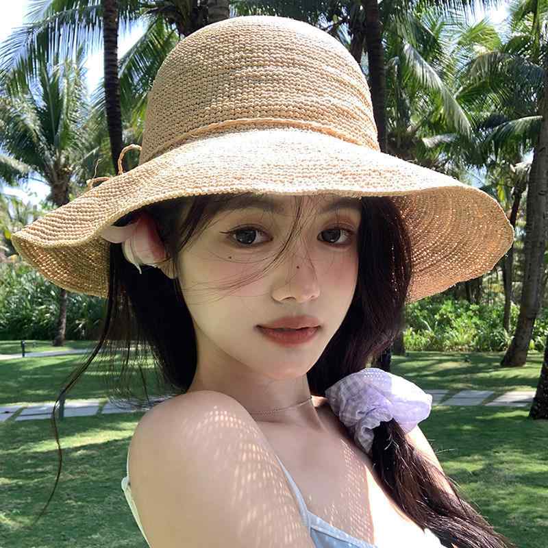 麦わら帽子 女性用 夏用 ビーチ ワイドブリム UVカット 折りたたみ ラフィア 手編み 軽量 日よけ サマーハット 遮陽 防紫外線 海辺 沙?風 自然素材 涼しい ファッション アクセサリー