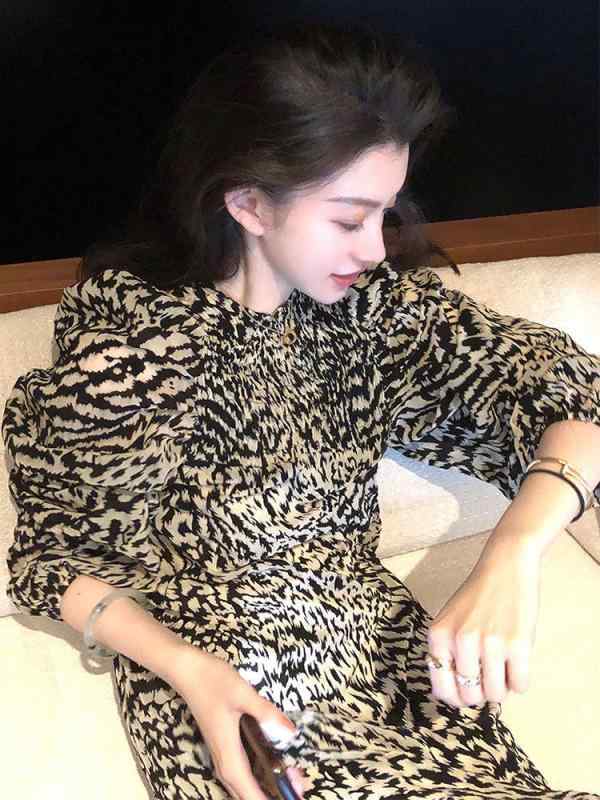衣装 レディース 夏 小花柄 ヒョウ柄 ロング丈 ゆったり か細い うつり変わり フレンチ風 レトロ 心地好い 普段使い
