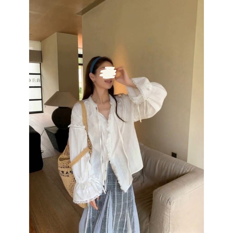 レディース シャツ 綿 レーストップス 切り替え フリル 提花 春 フレアスリーブ 女性用 ブラウス 軽やか 素材 吸湿性 春夏 コーディネート 普段使い