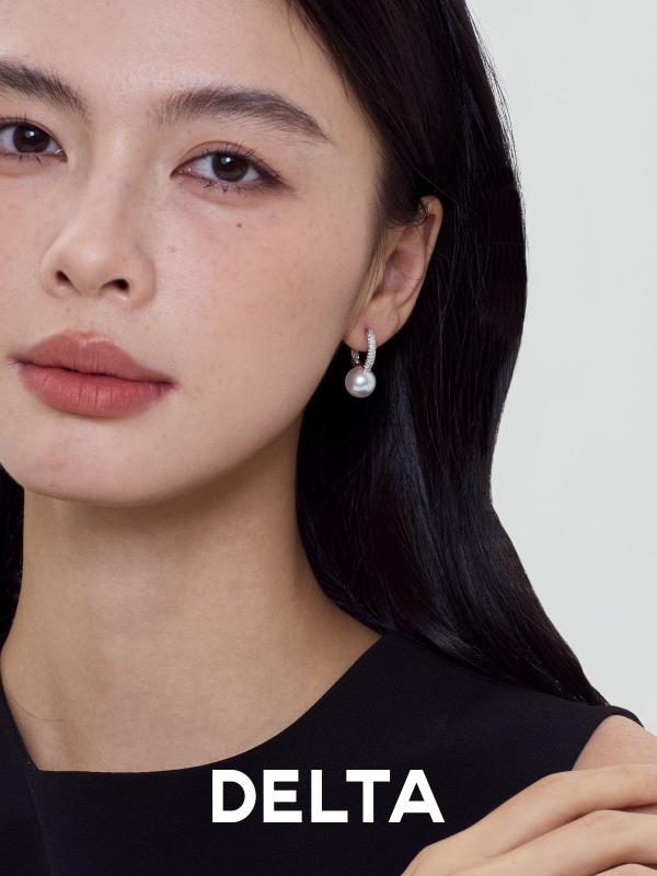 女性用 ピアス 白真珠 シルバー スタッドタイプ ユニークデザイン 高級感 エレガント 大人向け 日常使い シンプル かわいい 天然素材 軽量 ギフト向き 6,381円