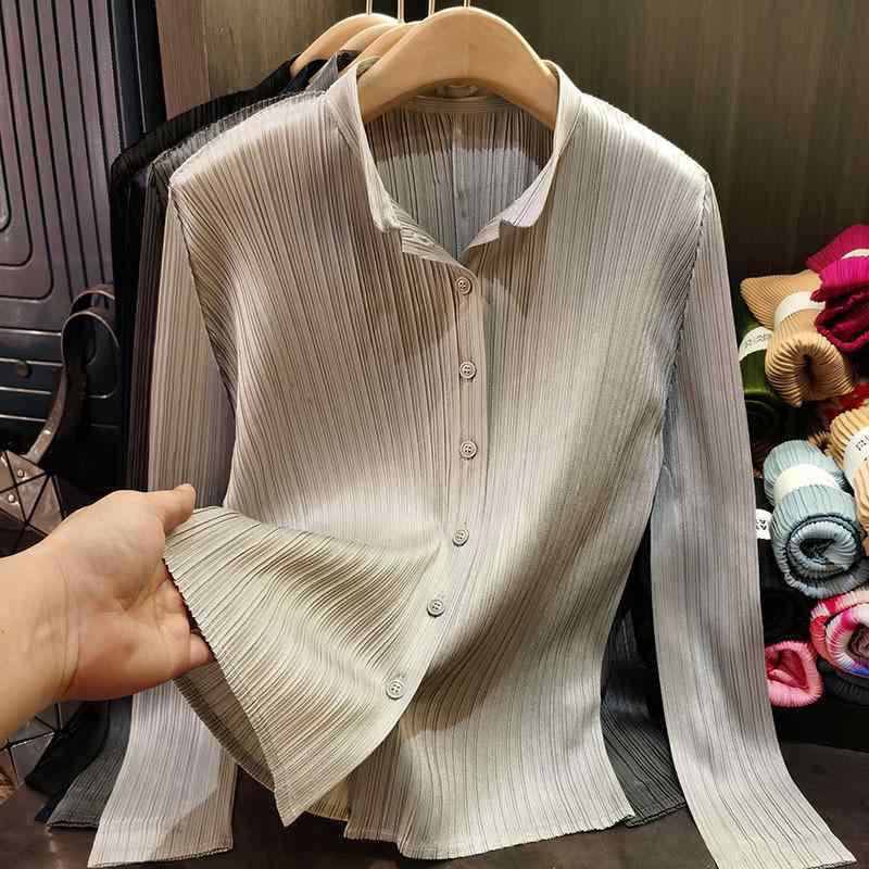 レディース シャツ トップス 春秋 秋冬 修身 フィット感 プリーツ 色 ベーシック 長袖 抗皺 接触冷感 軽量 伸縮性 綿混 紡績 垂?感 シルエット 百搭 普段使い 通勤用 部屋着 柔らかい 素材 吸湿速乾 機能 シンプル 女性用 ブラウ