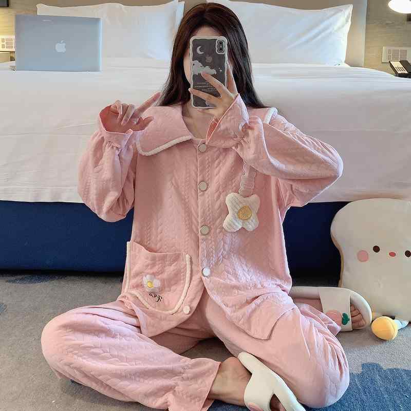 秋冬パジャマ 女性用 ゆったり 大きいサイズ 長袖長パンツ 105kg対応 コットン混紡 暖か素材 ゆったりシルエット 寝間着 ルームウェア ゆったりフィット 柔らかい肌触り 日常着としても