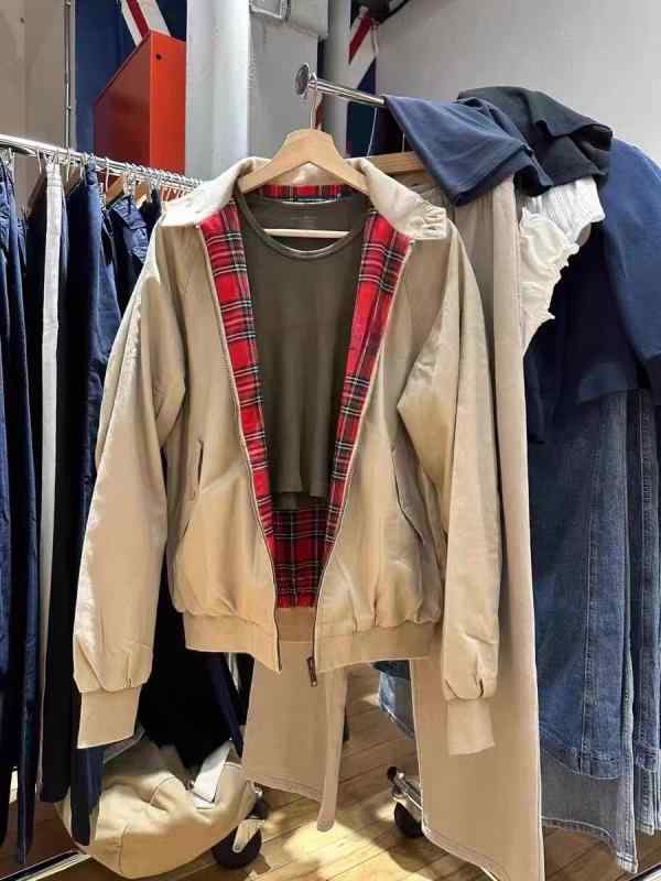 レディース 飛行員ジャケット スタンドカラー 赤チェック柄 ワイドシルエット ロングスリーブ フィット スリム効果 軽量 伸縮性 コットン混 秋冬 機車ジャケット 野球風 トップス アウトドア 普段使い