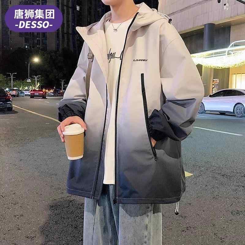 上衣 メンズ アウトドア 防風 グラデーション アウター 年月 軽さ 役立つこと性 伸ばすこと 撥水 産業 黒いこと 薄墨色 偽装 山歩き 普段使い