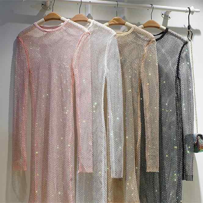 ロング捩り お召しもの ラウンドのど首 スパンコール 刺しゅう メッシュ スピード競技 透け感 シフォン ロング丈 女子らしい  軽さ 原料品 春夏 秋冬 通い 普段使い走り 会う約束 黒いこと サクラ色 象牙色 色合い 上がり下がり