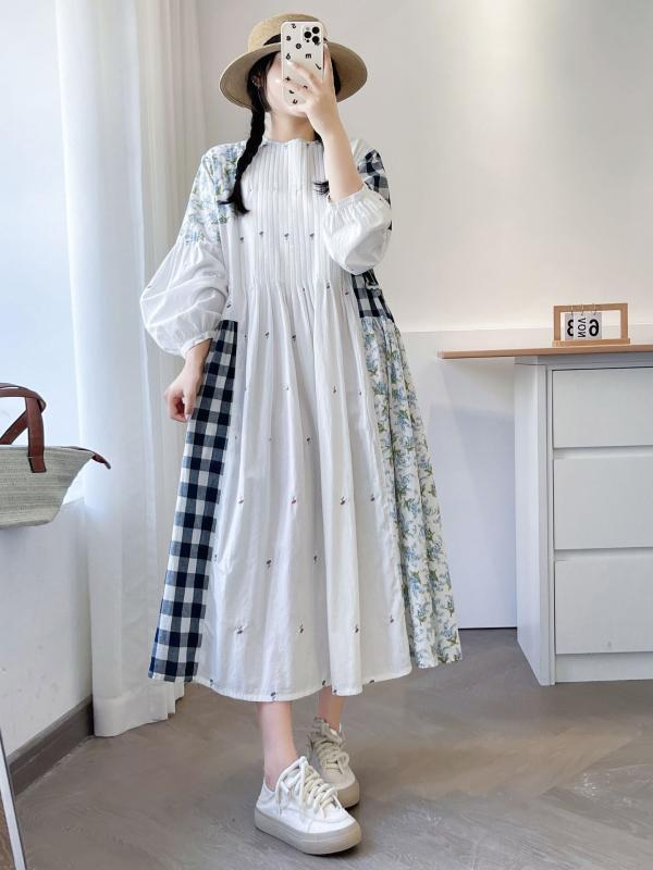 ワンピース ロング丈 プリント刺繍 チェック柄 ゆったりシルエット コットンリネン 森ガール 秋季 プリーツ フレアスカート 膝下丈 軽量 通勤用 普段使い ビッグシルエット 柔らかい肌触り ベーシックカラー 秋冬 レイヤードスタイル