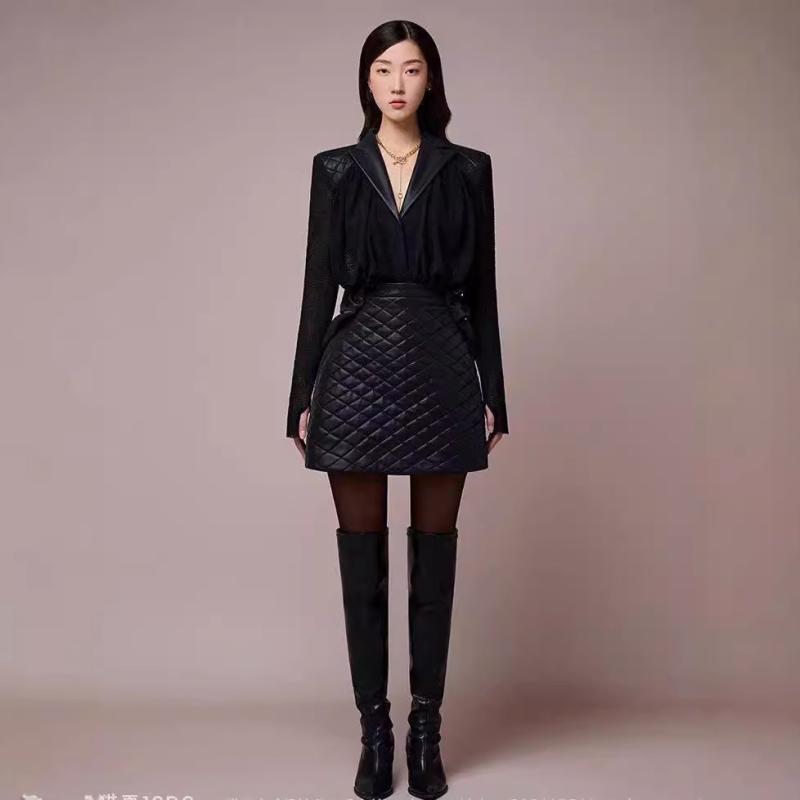 ワンピース レディース 黒 短丈スカート Vネック 切り替え 菱格 皮質 素材 高級感 女性向け 秋冬 通勤用 普段使い 伸縮性 軽量 ビッグシルエット 再生繊維 吸湿速乾 13,064円