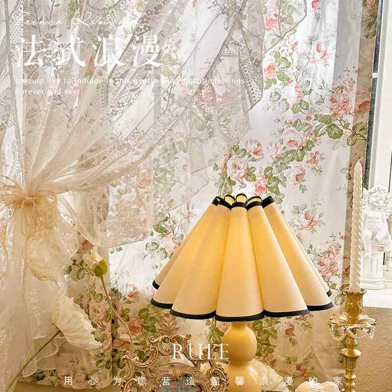 引き幕 フレンチロマンティック 小花柄 二重 姫御前風 スピード競技 シフォン ロココ 隔断 ビンテージ 二分の一 雅びやか 女子らしい 室内用 パステル色の ドレープ 窓飾りつけ