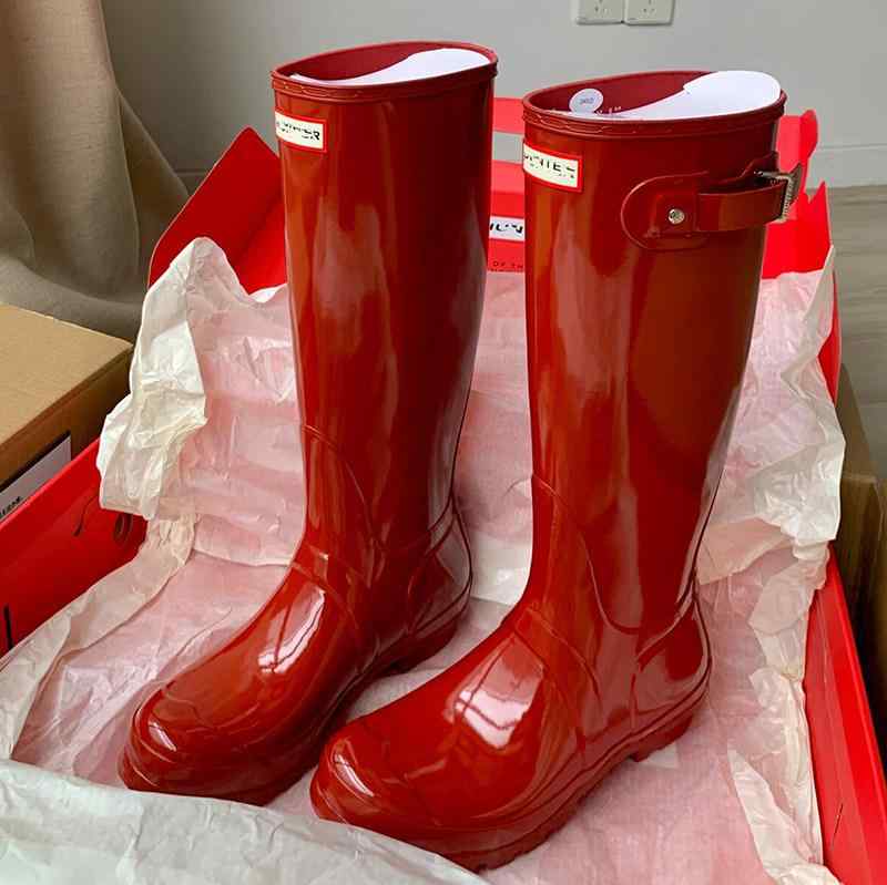 レディース 雨ブーツ 防水 防滑 高筒 耐摩耗 柔らか素材 クッション スタイリッシュ ファッション 日常使い 通勤 散歩 屋外活動 高級感 6,758円